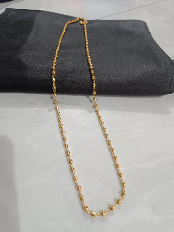 Gold_Tone_Beaded_Chain_Necklace