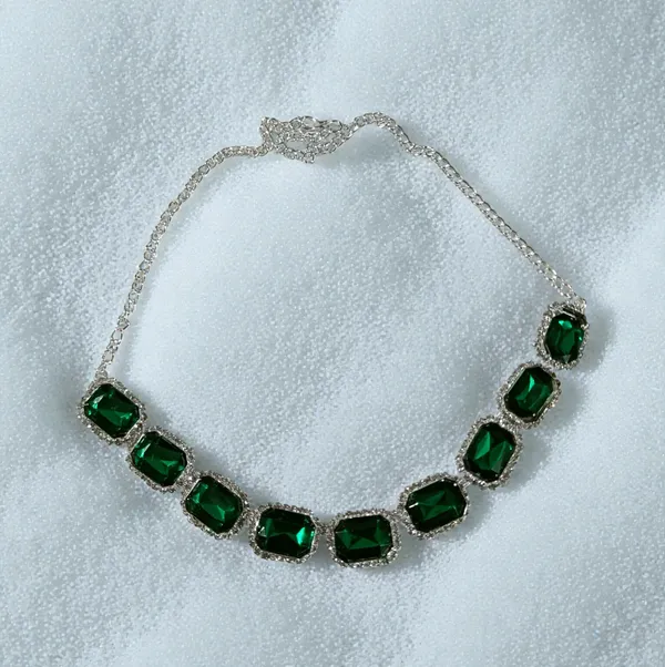 Green_Silver-Tone_Stone_Necklace_Set_for_Women