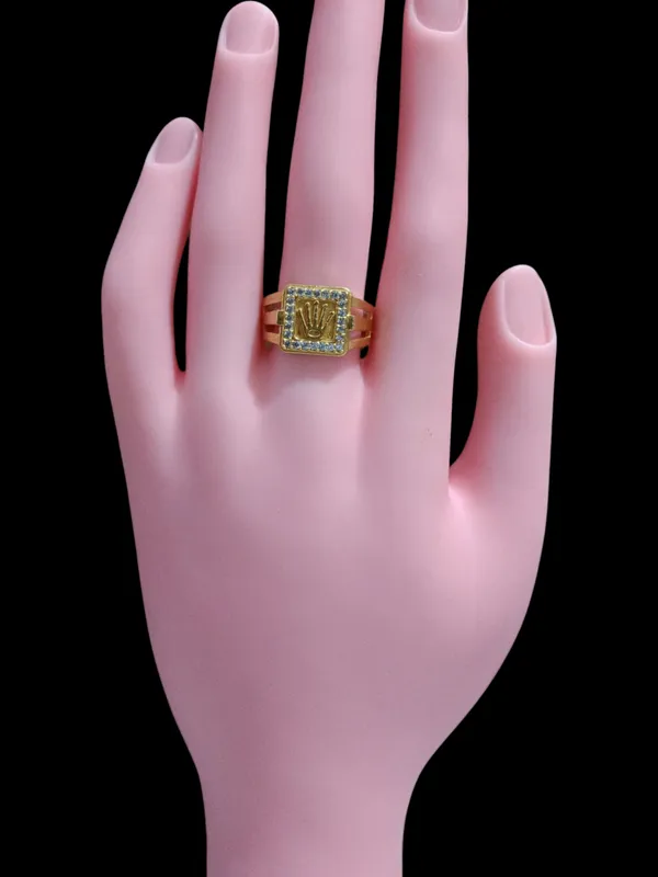 Gold_Tone_Square_Embellished_Ring_for_Unisex