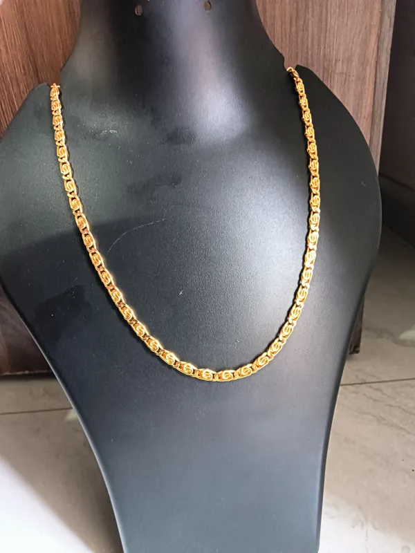 Gold_Tone_Metal_Link_Chain_Necklace_for_Women