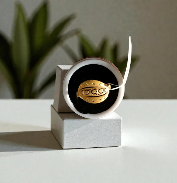 Gold-Tone_Ornate_Ring_for_Women