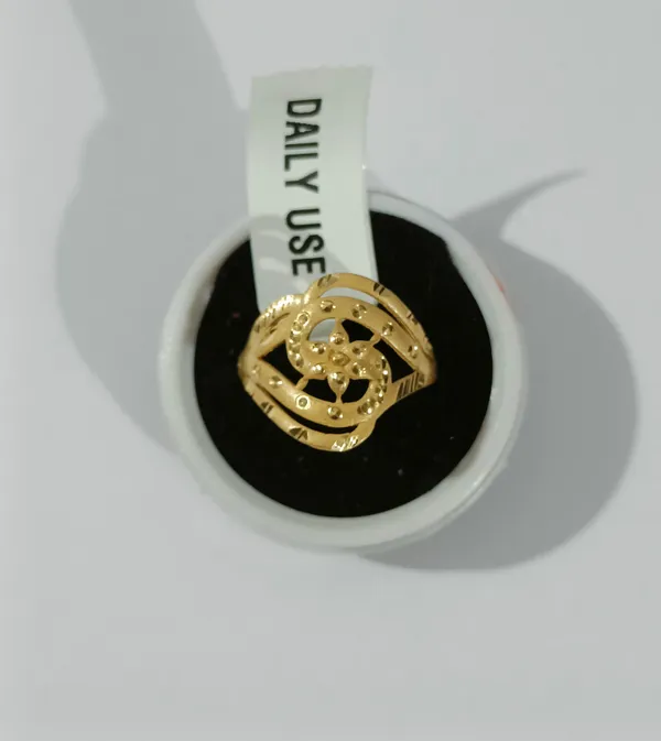 Gold_Tone_Ornamental_Statement_Ring_for_Women