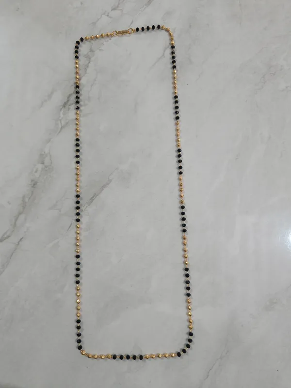 Black_Beaded_Gold_Tone_Mangalsutra_Necklace_for_Women