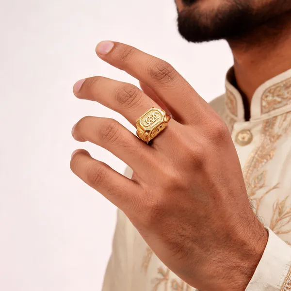 Gold_Tone_Ornate_Engraved_Signet_Ring_For_Men