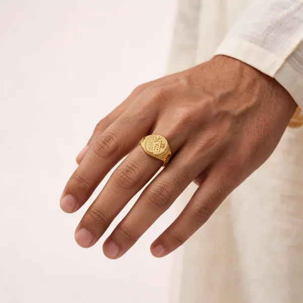 Gold_Tone_Engraved_Oval_Signet_Ring_For_Men