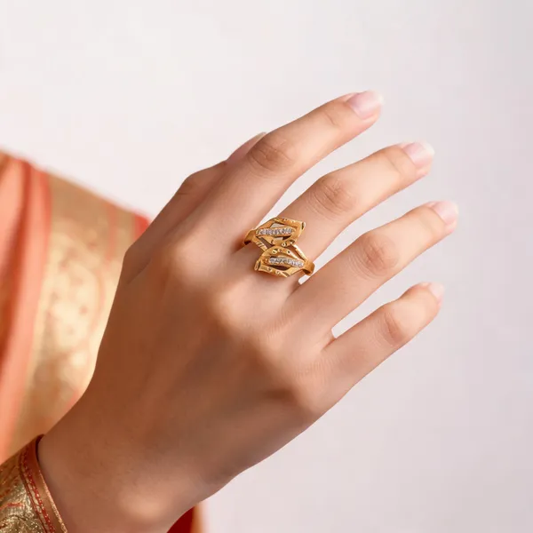 Gold_Tone_Leaf_Design_Stone_Accent_Ring_For_Women