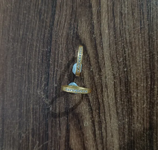 Gold_Tone_Stone_Studded_Rings_for_Women