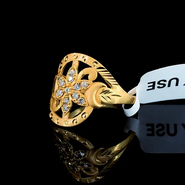 Gold_Tone_Floral_Stone_Studded_Ring_for_Women