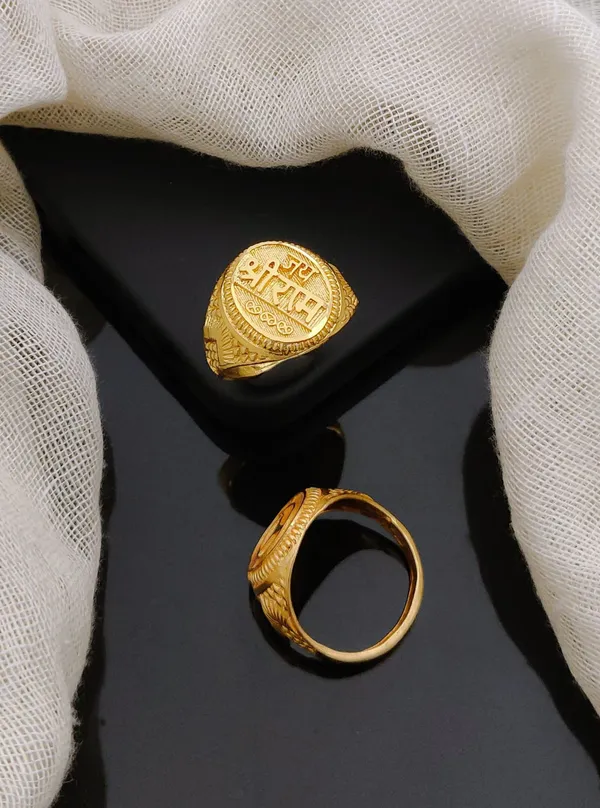 Gold_Tone_Engraved_Signet_Ring_for_Men