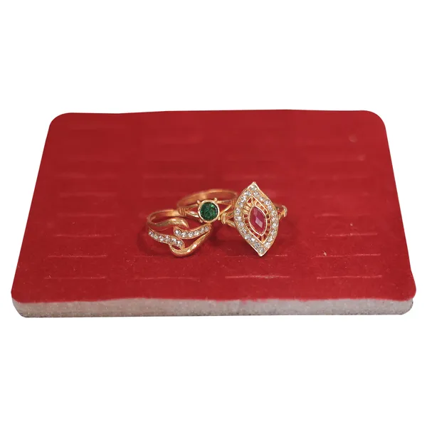Gold_Tone_Stone_Embellished_Ring_Set_for_Women