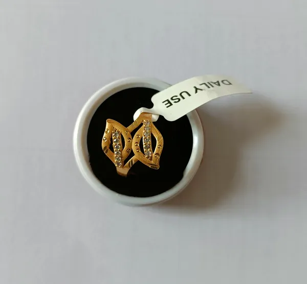 Gold_Plated_Leaf_Design_Ring_for_Women