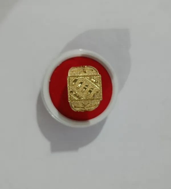 Gold_Tone_Ornate_Finger_Ring_for_Unisex