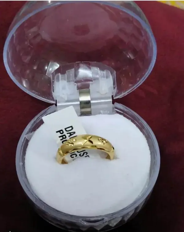 Gold_Tone_Patterned_Ring_for_Women