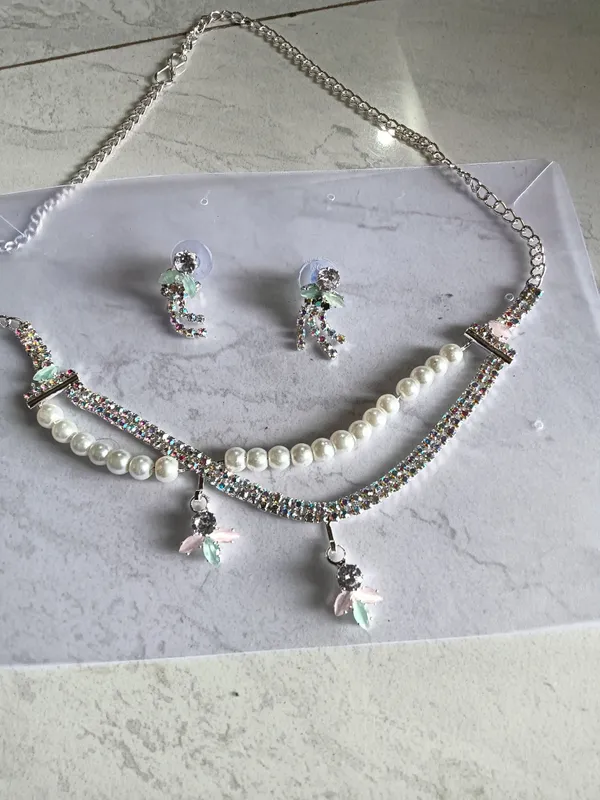 Multicolor_Crystal_Necklace_Set_for_Women