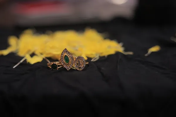 Gold_Tone_Green_Stone_Ring_for_Women