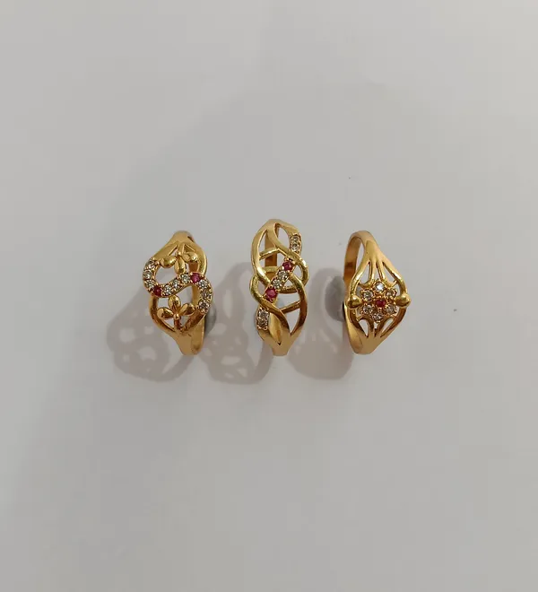 Gold-Tone_Stone_Detail_Ring_Set_for_Women