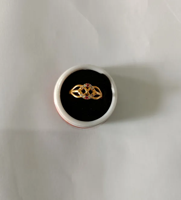 Gold-Tone_Statement_Ring_Set_for_Women