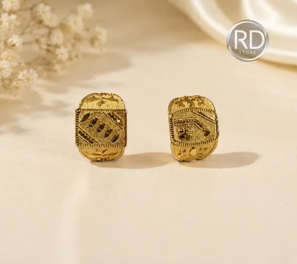 Gold_Tone_Ornate_Finger_Ring_for_Unisex