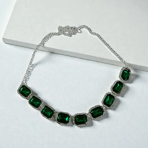 Green_Silver-Tone_Stone_Necklace_Set_for_Women