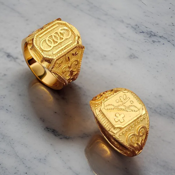 Gold_Tone_Engraved_Signet_Ring_for_Men
