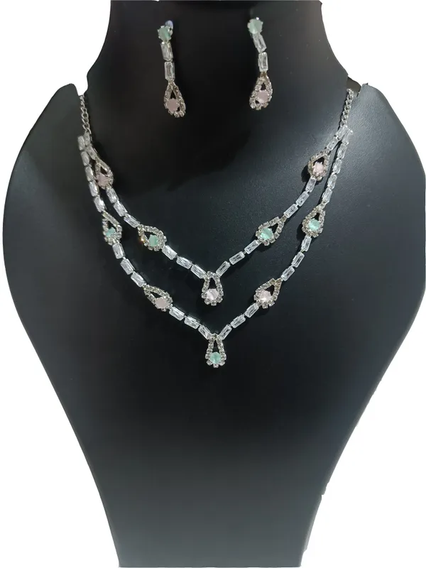 Silver_Tone_Layered_Necklace_Set_for_Women