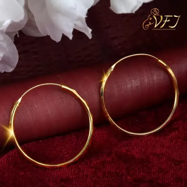 Gold_Tone_Hoop_Earrings_for_Women