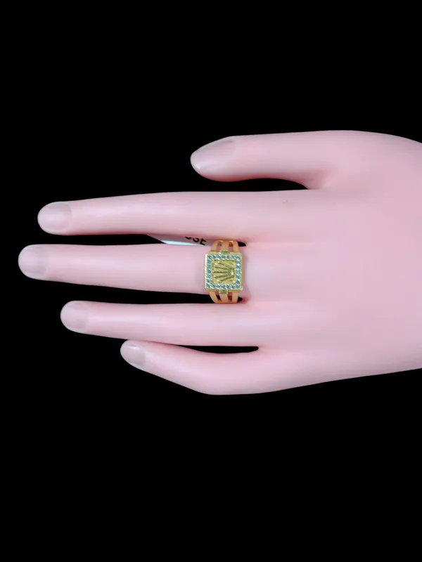 Gold_Tone_Square_Embellished_Ring_for_Unisex