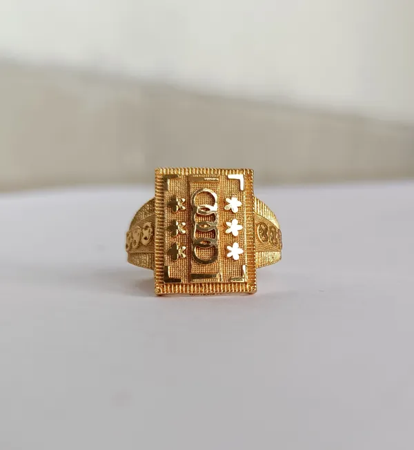 Gold_Tone_Ornate_Signet_Ring_for_Men