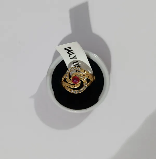 Gold_Tone_Stone_Embellished_Ring_for_Women