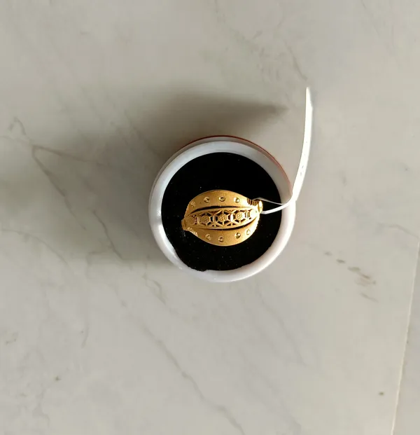 Gold-Tone_Ornate_Ring_for_Women