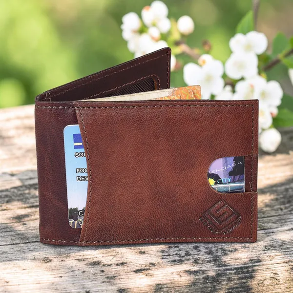 Brown_Leather_Money_Clip_Wallet_For_Men