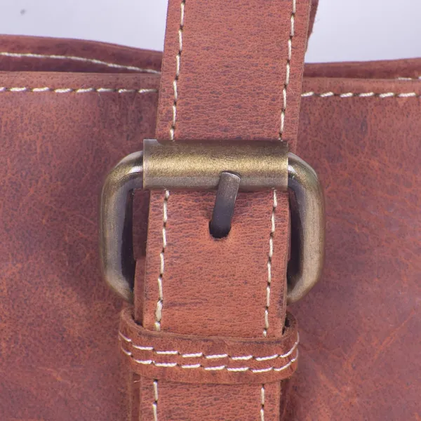 Leather_Tote_Bag_For_Women