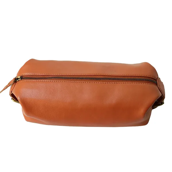 Leather_Toiletry_Bag_For_Men