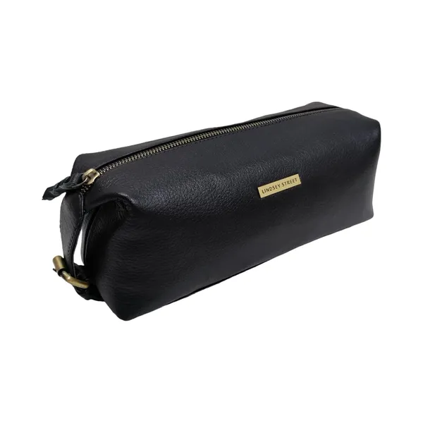 Leather_Toiletry_Bag_For_Men