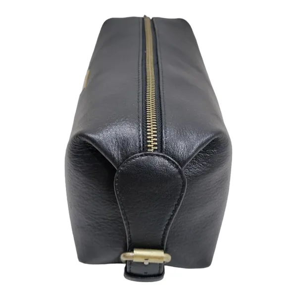 Leather_Toiletry_Bag_For_Men