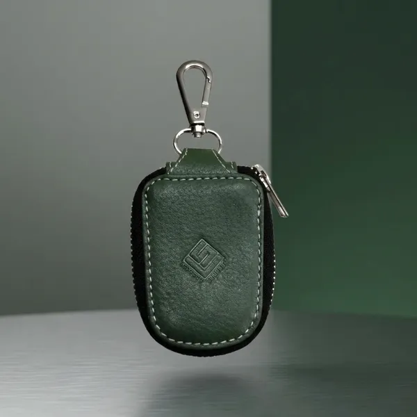 Green_Leather_Key_Pouch_For_Key_Organization,_Daily_Carry