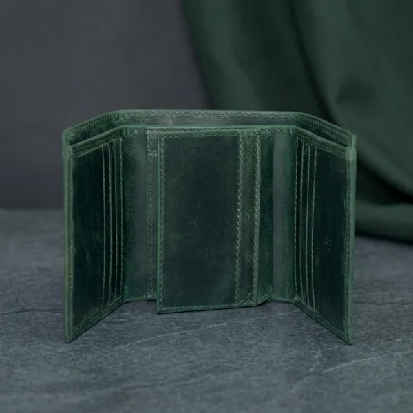 Green_Leather_Trifold_Wallet_For_Men