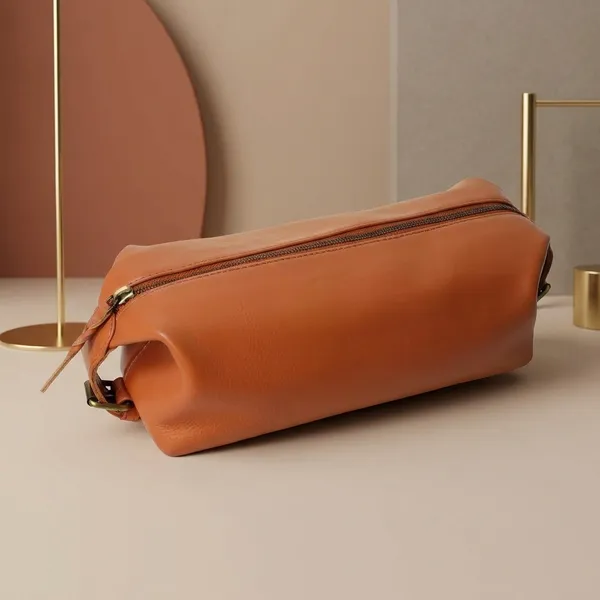 Tan_Leather_Toiletry_Bag_For_Travel