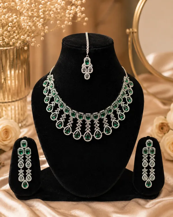 Emerald_Royale_American_Diamond_Necklace_Set