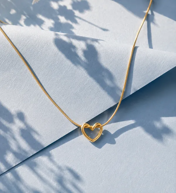 Gold-Plated_Heart_Pendant_Necklace
