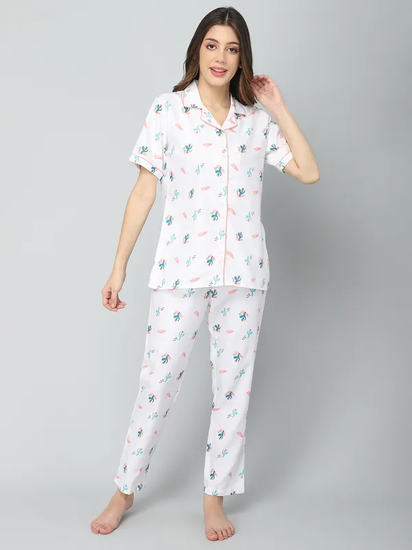 White_Cotton_Night_Dress_For_Womem