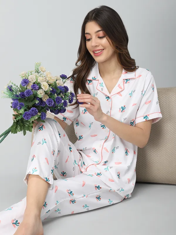 White_Cotton_Night_Dress_For_Womem