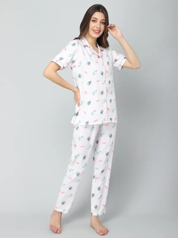 White_Cotton_Night_Dress_For_Womem