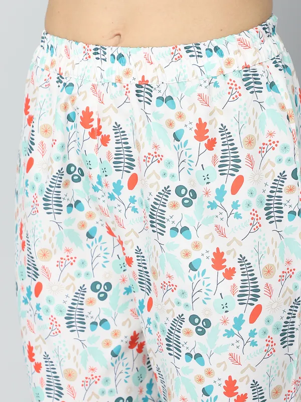White_Cotton_Night_Dress_For_Womem