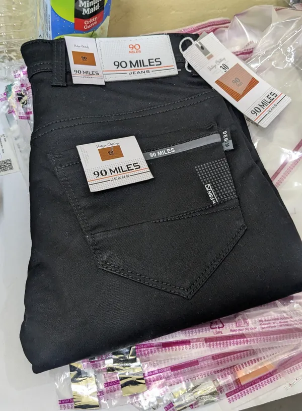 Black_Denim_Straight_Fit_Jeans_for_Men
