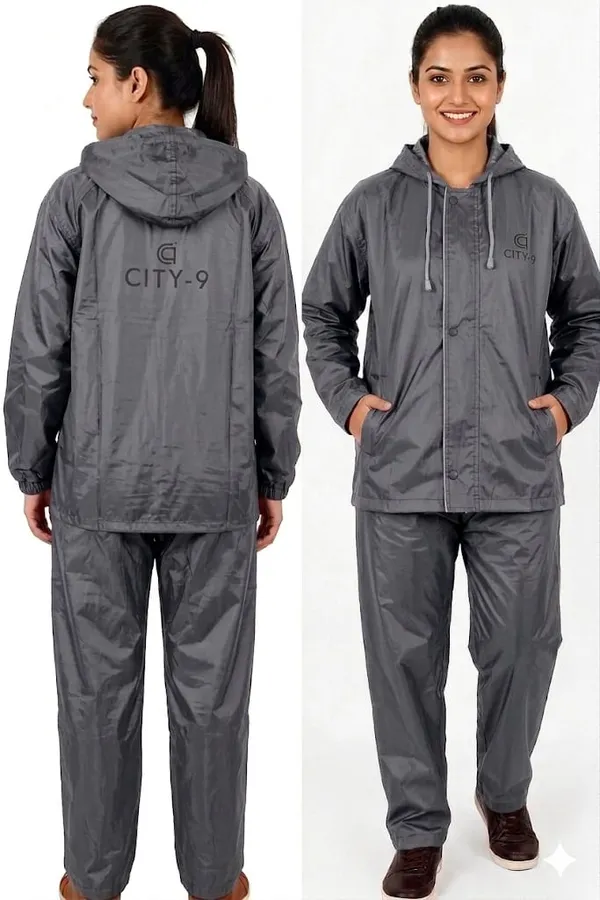 Grey_Hooded_Rainwear_Set_for_Women
