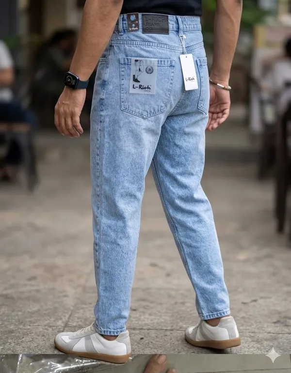 Light_Blue_Denim_Regular_Fit_Jeans_for_Men