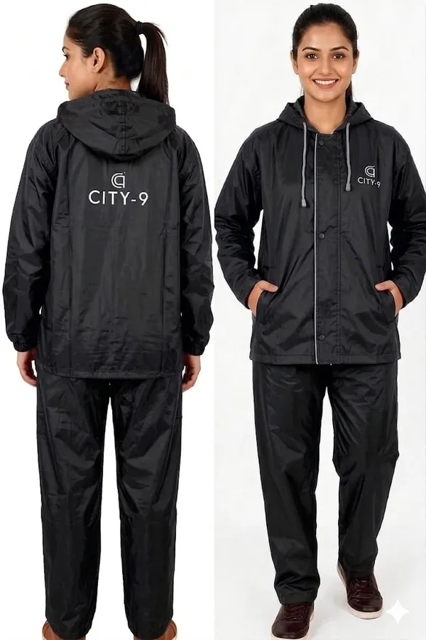 Black_Hooded_Rainwear_Set_for_Women