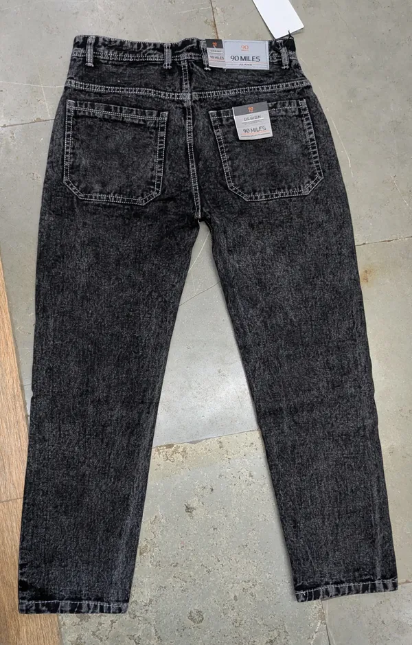 Grey_Denim_Tapered_Fit_Jeans_for_Men