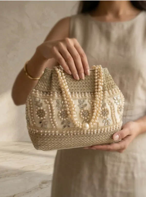 Gold_Embellished_Potli_Bag_for_Women